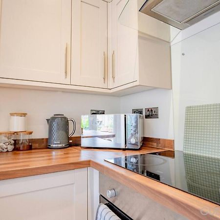 Guest Homes I Friar Street Flat Герефорд Екстер'єр фото