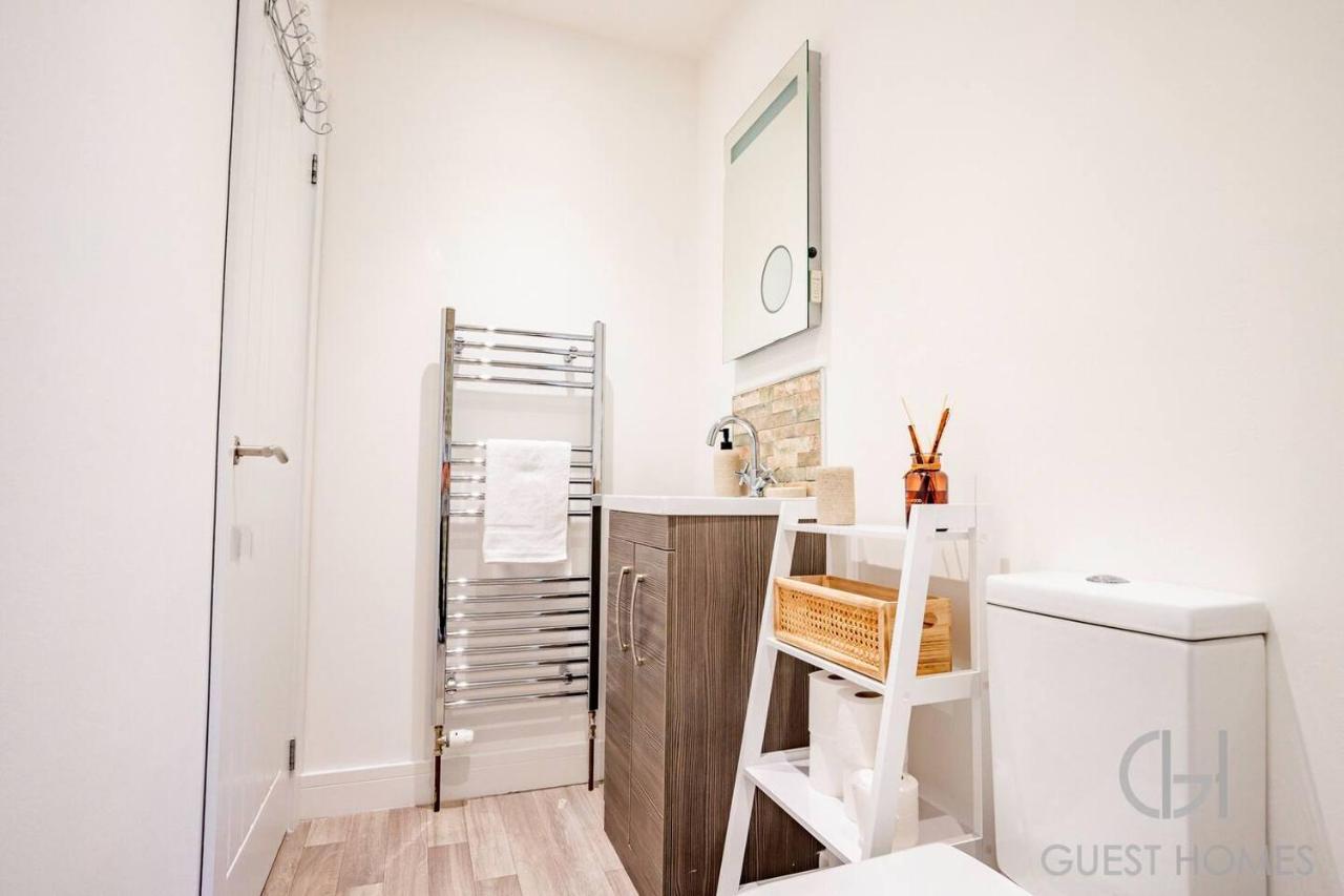 Guest Homes I Friar Street Flat Герефорд Екстер'єр фото